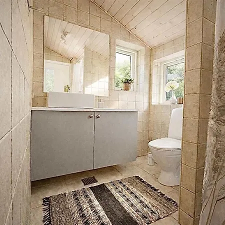 Bosse - 200m To The Fjord By Interhome *